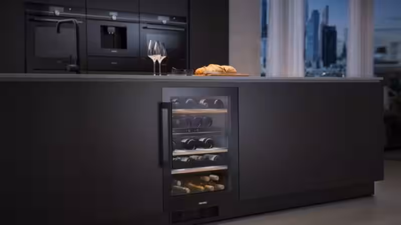 Cocinas con Vinoteca: Elegancia y Funcionalidad en tu Espacio